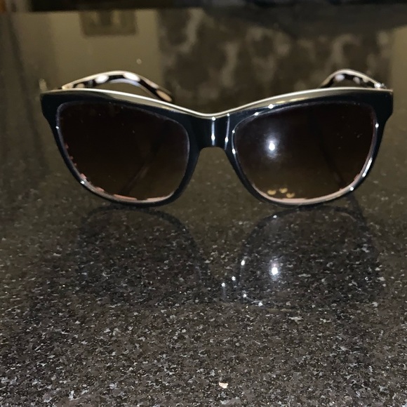 Tory Burch sunglasses black brown lens - Picture 2 of 4
